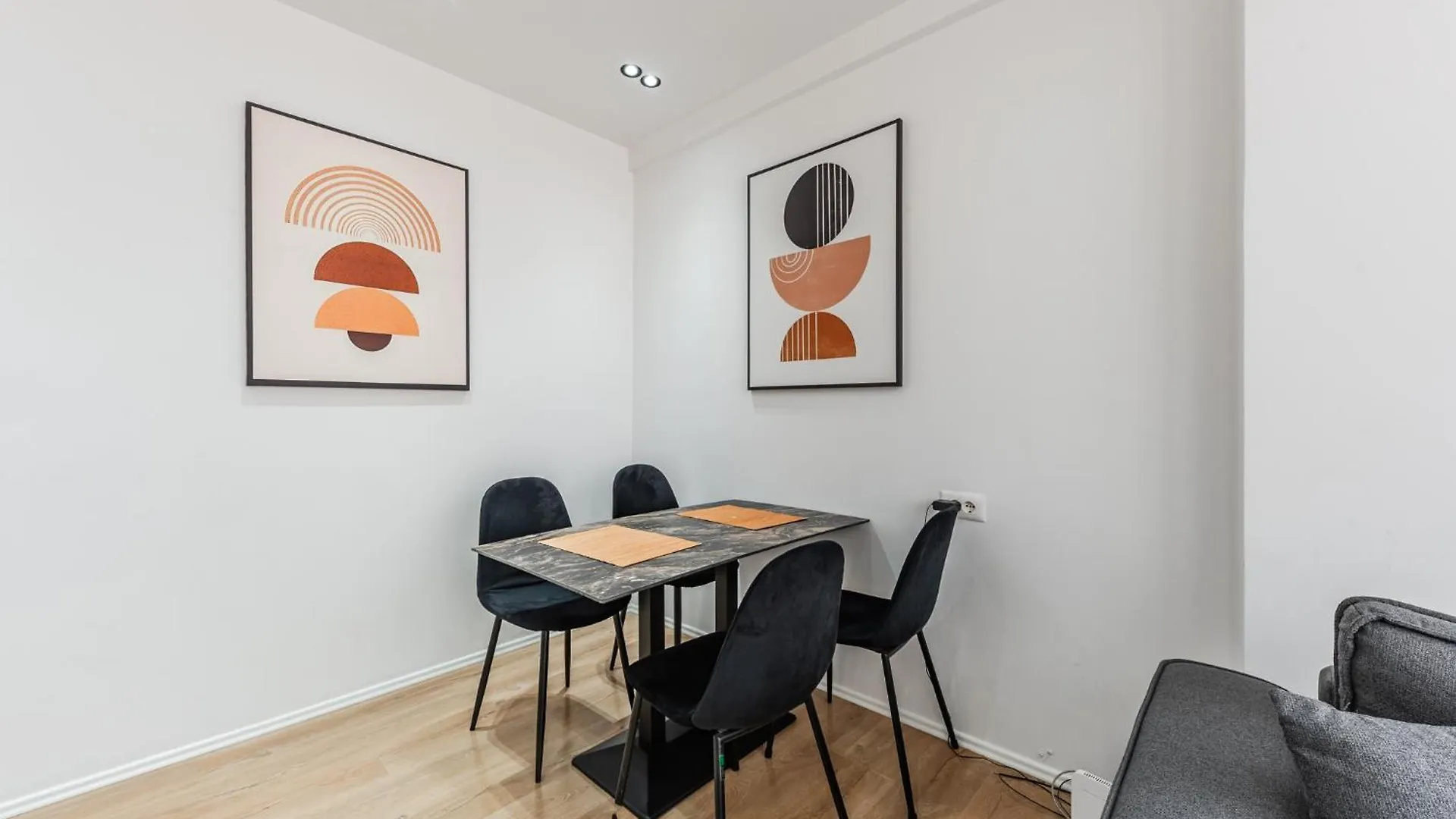 Atelier Apartments By Kondo Stays Tirana